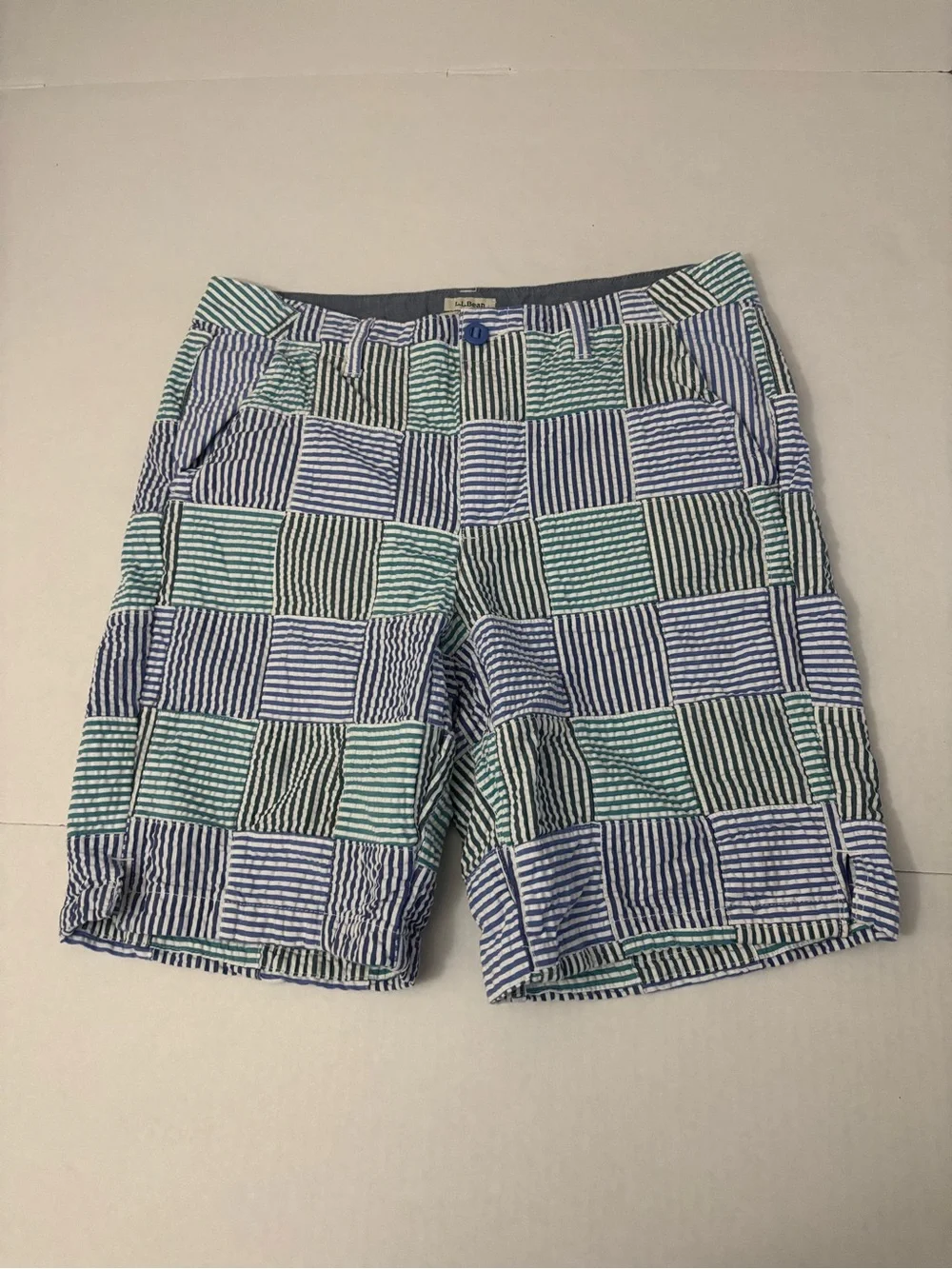 LL Beam Women’s 9” Shorts Size 10R